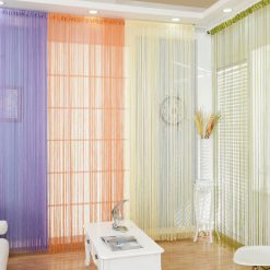 Lắp rèm sợi chỉ decor cửa ra vào đẹp